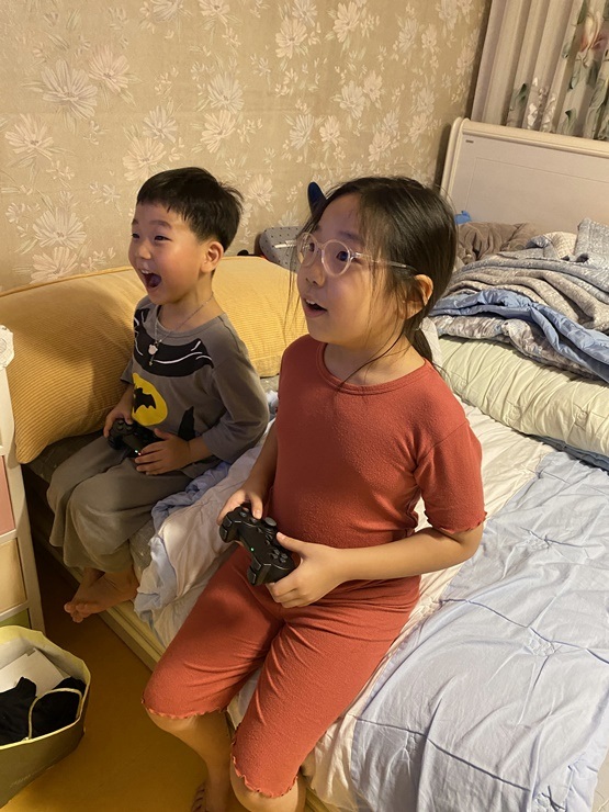 알리 TV 콘솔게임기 (아이들 난리남)